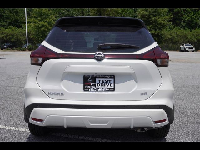 2024 Nissan Kicks SR