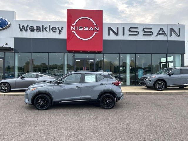 2024 Nissan Kicks SR