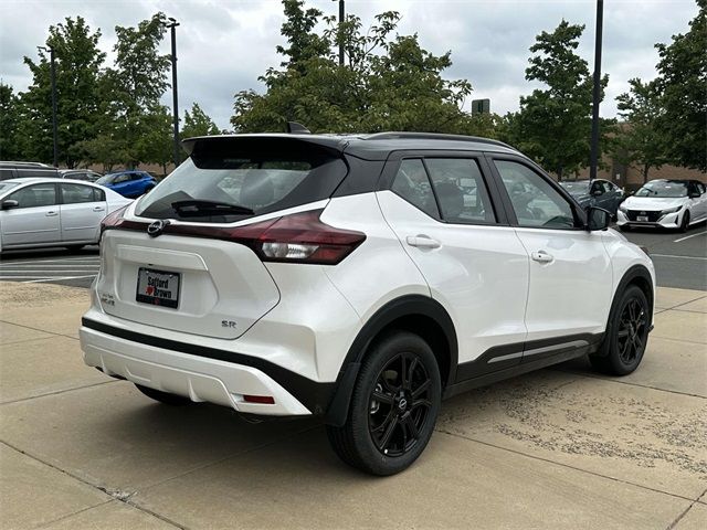 2024 Nissan Kicks SR