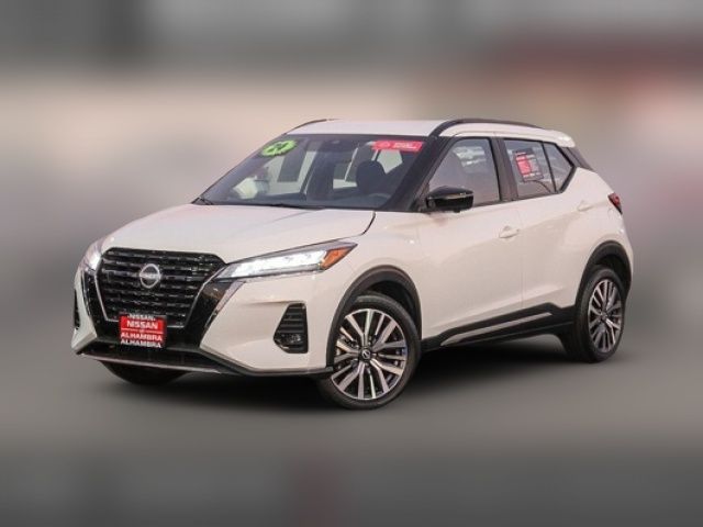 2024 Nissan Kicks SR