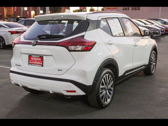 2024 Nissan Kicks SR