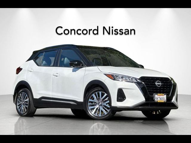2024 Nissan Kicks SR