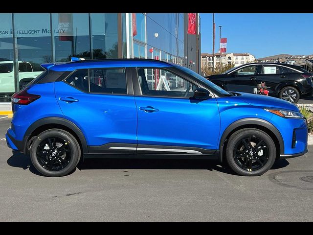 2024 Nissan Kicks SR