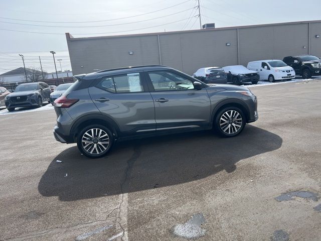 2024 Nissan Kicks SR