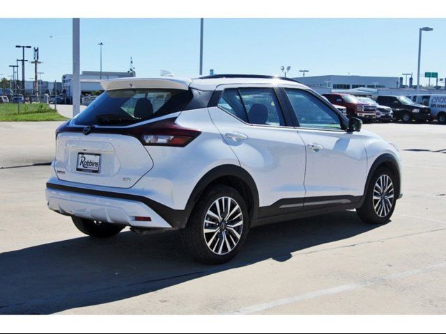 2024 Nissan Kicks SR