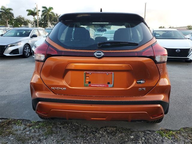 2024 Nissan Kicks SR