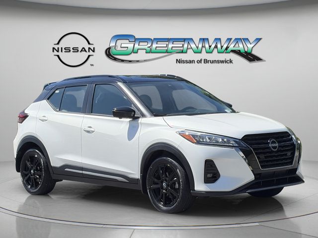 2024 Nissan Kicks SR
