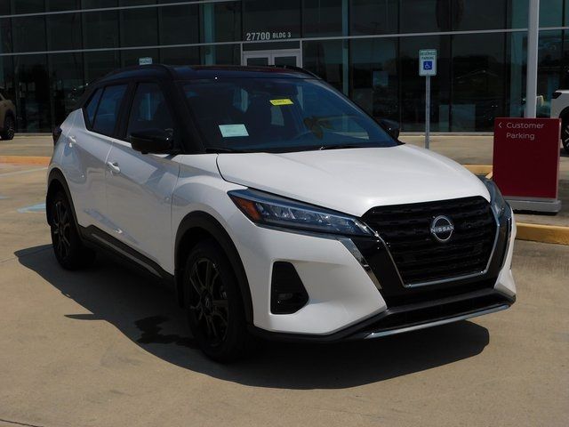 2024 Nissan Kicks SR