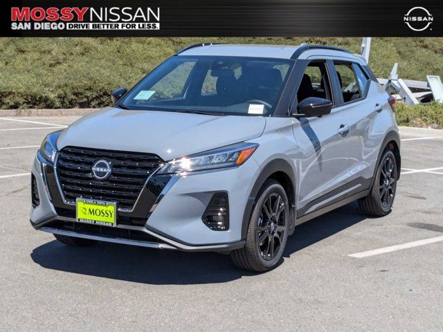 2024 Nissan Kicks SR