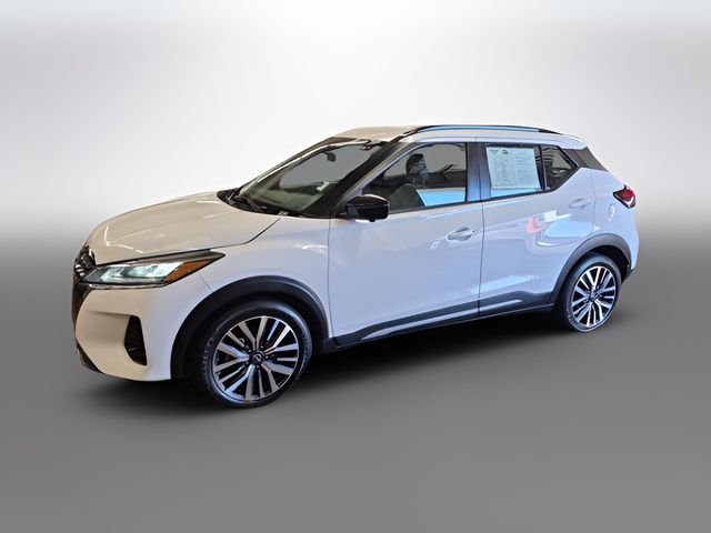 2024 Nissan Kicks SR