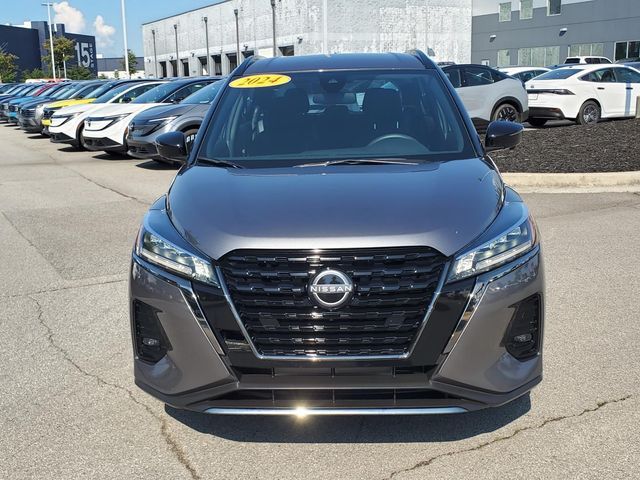2024 Nissan Kicks SR