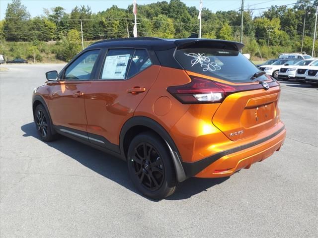 2024 Nissan Kicks SR