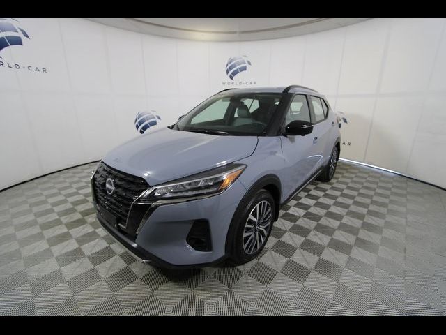 2024 Nissan Kicks SR