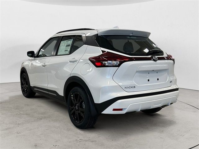 2024 Nissan Kicks SR