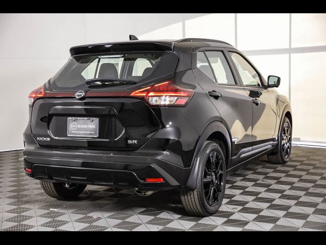 2024 Nissan Kicks SR