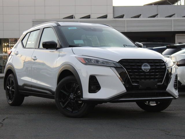 2024 Nissan Kicks SR