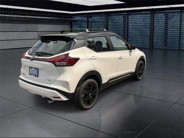 2024 Nissan Kicks SR