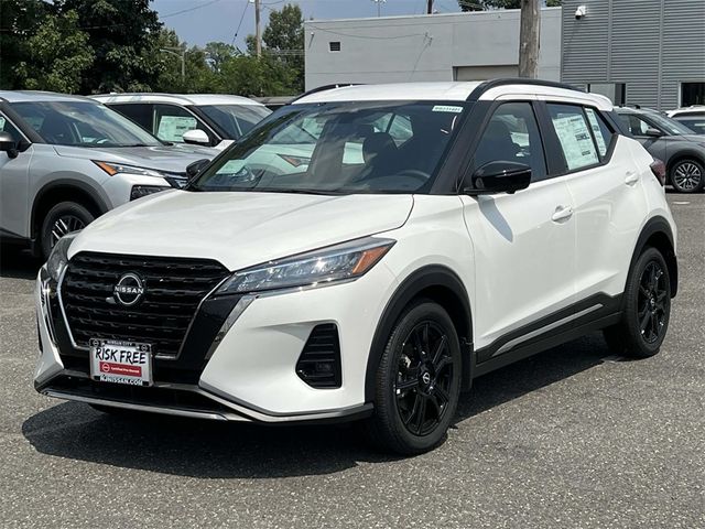 2024 Nissan Kicks SR