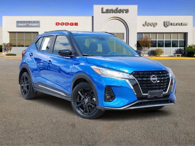 2024 Nissan Kicks SR