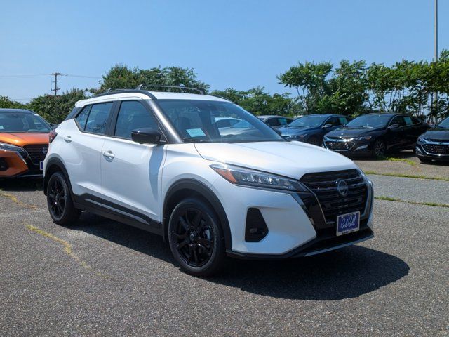 2024 Nissan Kicks SR