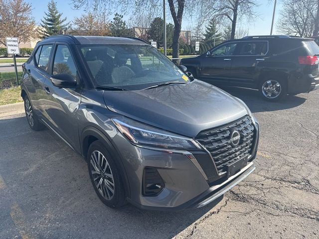 2024 Nissan Kicks SR