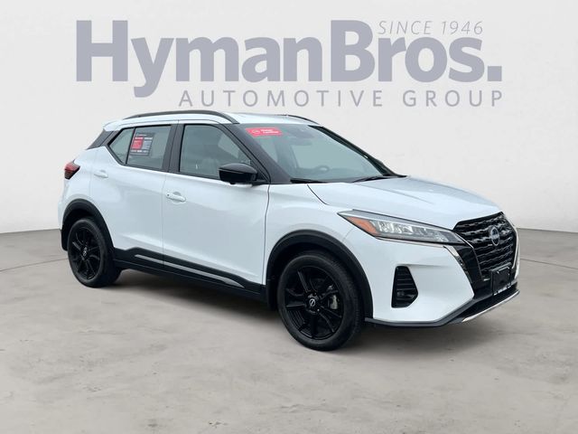 2024 Nissan Kicks SR