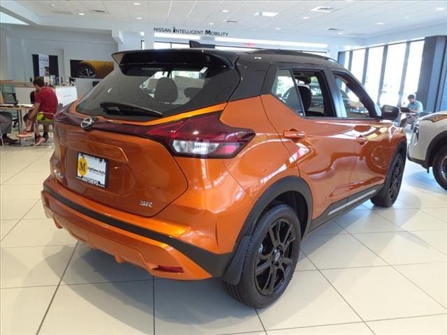 2024 Nissan Kicks SR