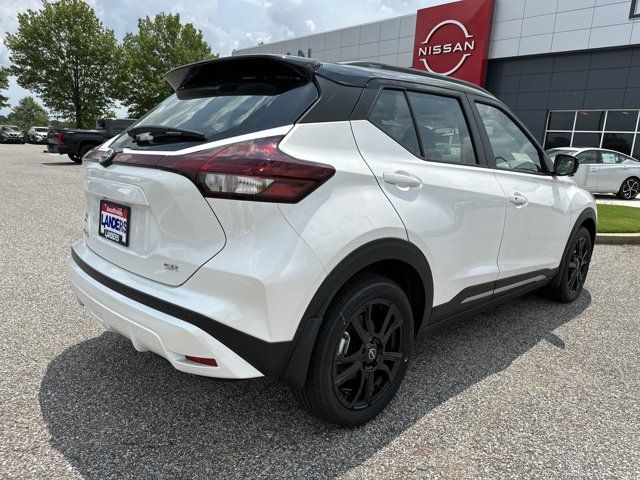 2024 Nissan Kicks SR