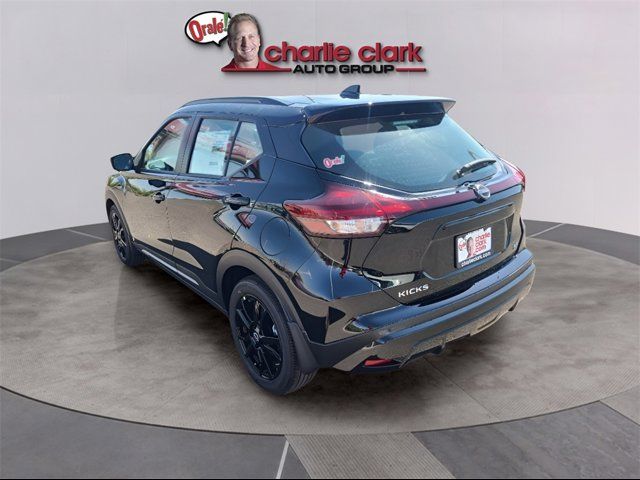 2024 Nissan Kicks SR