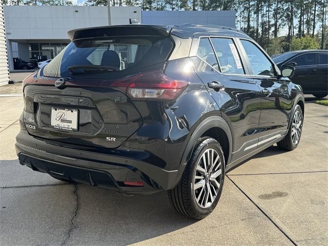 2024 Nissan Kicks SR