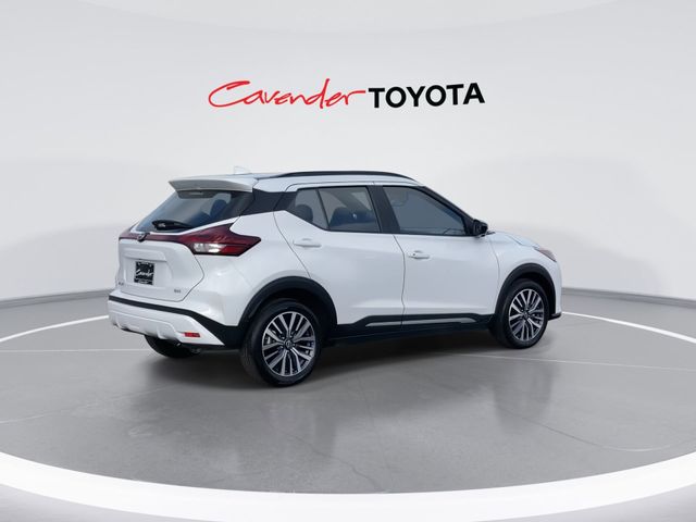 2024 Nissan Kicks SR
