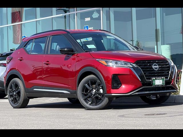 2024 Nissan Kicks SR