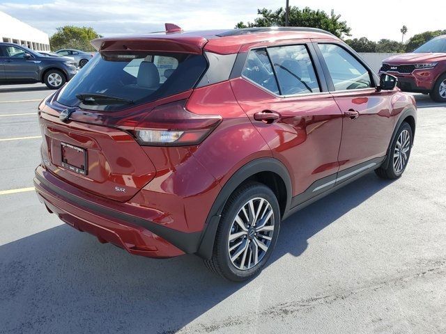 2024 Nissan Kicks SR