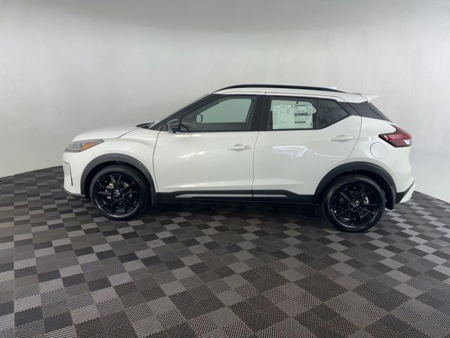 2024 Nissan Kicks SR