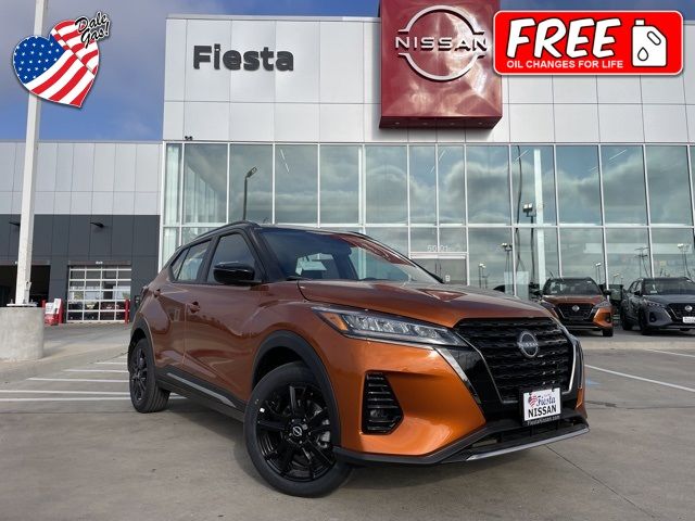 2024 Nissan Kicks SR