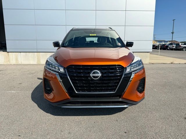 2024 Nissan Kicks SR