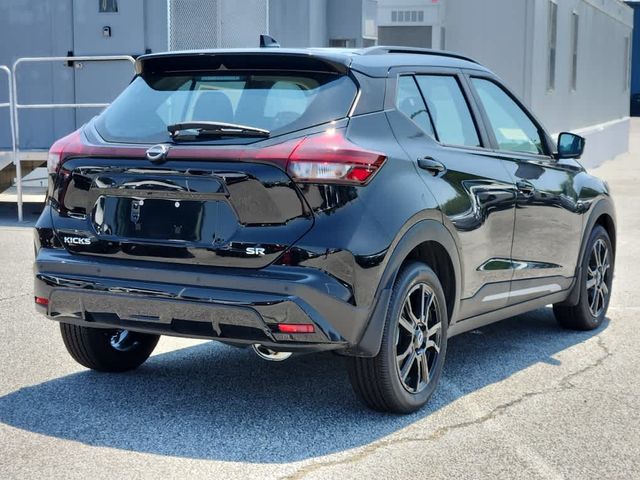 2024 Nissan Kicks SR