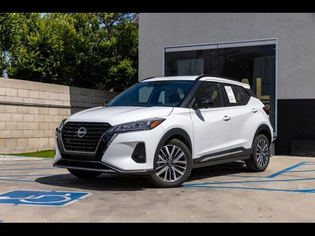 2024 Nissan Kicks SR