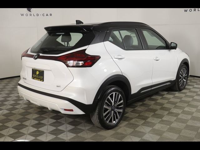 2024 Nissan Kicks SR