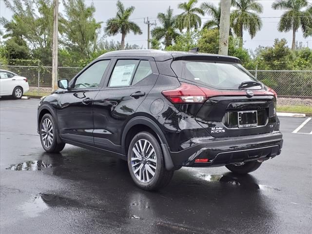 2024 Nissan Kicks SV