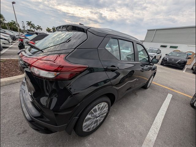 2024 Nissan Kicks SV