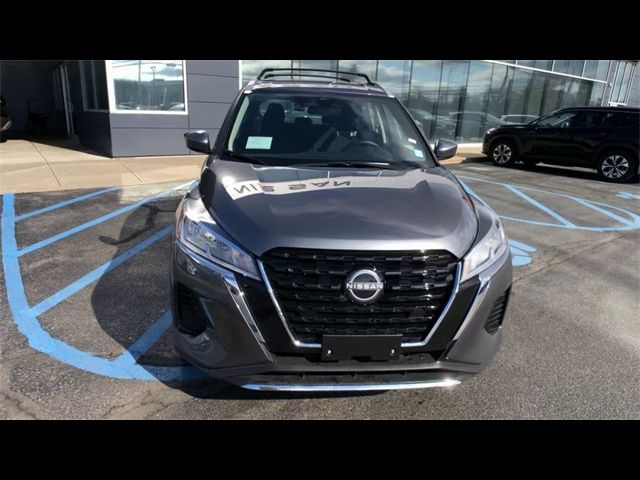 2024 Nissan Kicks SV