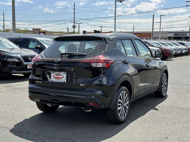 2024 Nissan Kicks SV