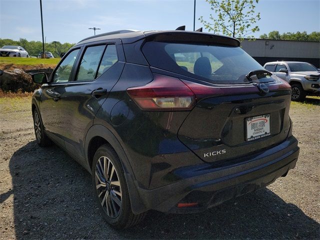 2024 Nissan Kicks SV