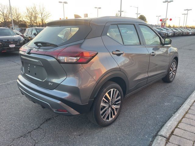 2024 Nissan Kicks SV