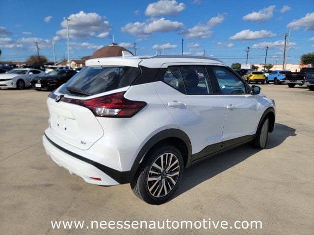 2024 Nissan Kicks SV