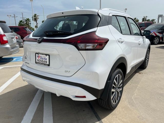 2024 Nissan Kicks SV