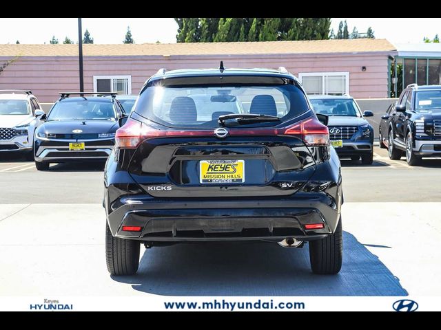 2024 Nissan Kicks SV