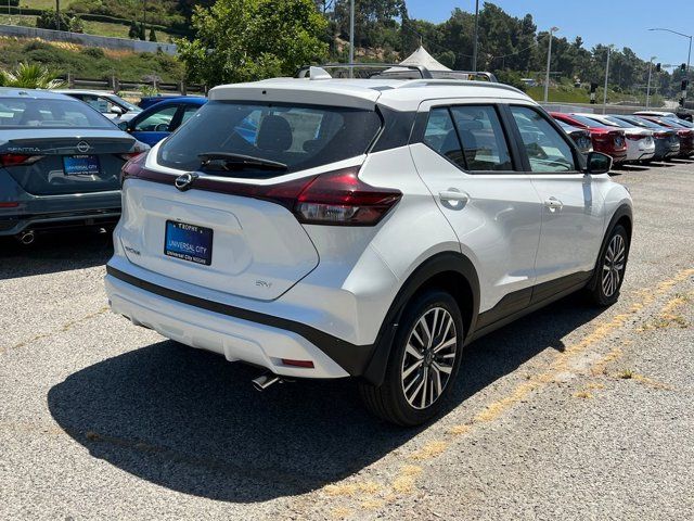 2024 Nissan Kicks SV