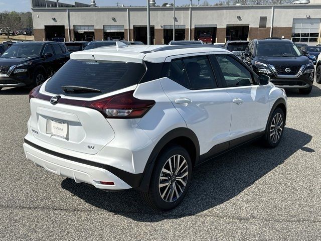 2024 Nissan Kicks SV